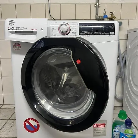 דירה Feelhome, Flughafen Nah,3-schlafzimmer, Dusche Ebenerdig, Zentral, Wifi, Ground Floor