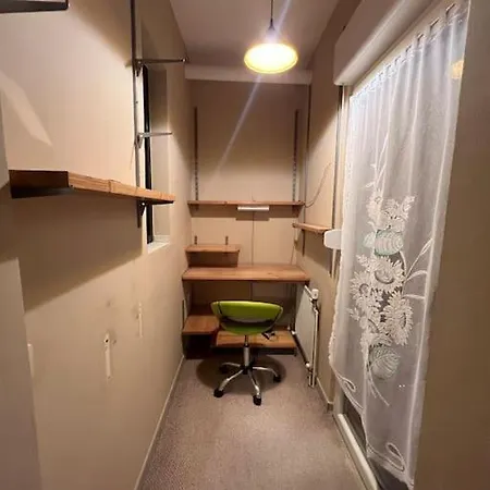 公寓 Feelhome, Flughafen Nah,3-schlafzimmer, Dusche Ebenerdig, Zentral, Wifi, Ground Floor