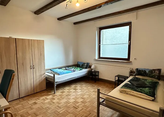 Feelhome, Flughafen Nah,3-schlafzimmer, Dusche Ebenerdig, Zentral, Wifi, Ground Floor * دوسبرغ